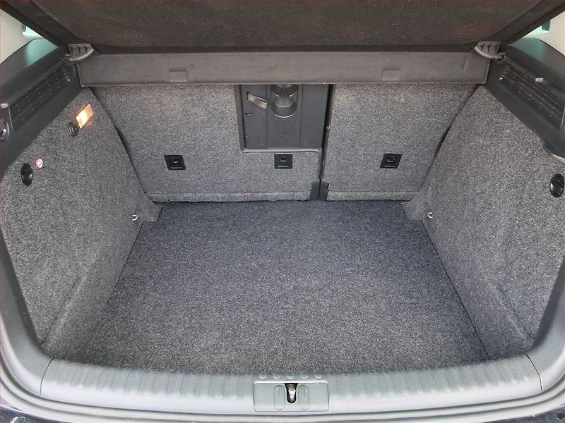Volkswagen Tiguan (2013) Sport&Style 2.0 TDI, 4X4 - fotka 14 z 18