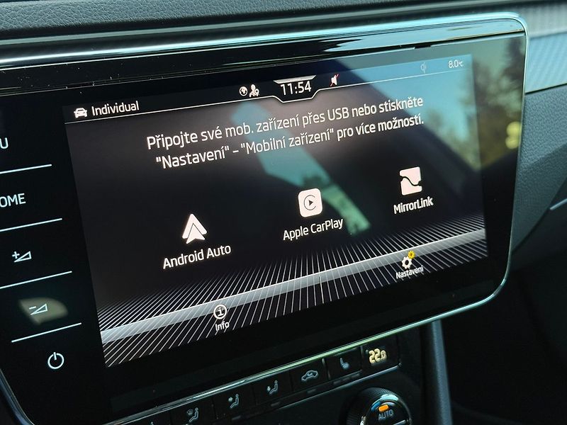 Škoda Superb 2.0TDI 110kW DSG Sportline Taž - fotka 12 z 16