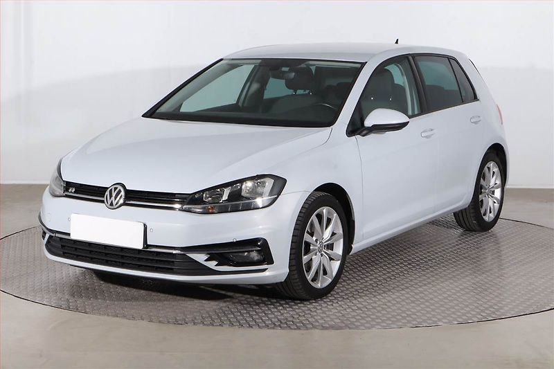 Volkswagen Golf (2017) 2.0 TDI, Automat, Navi - fotka 2 z 24