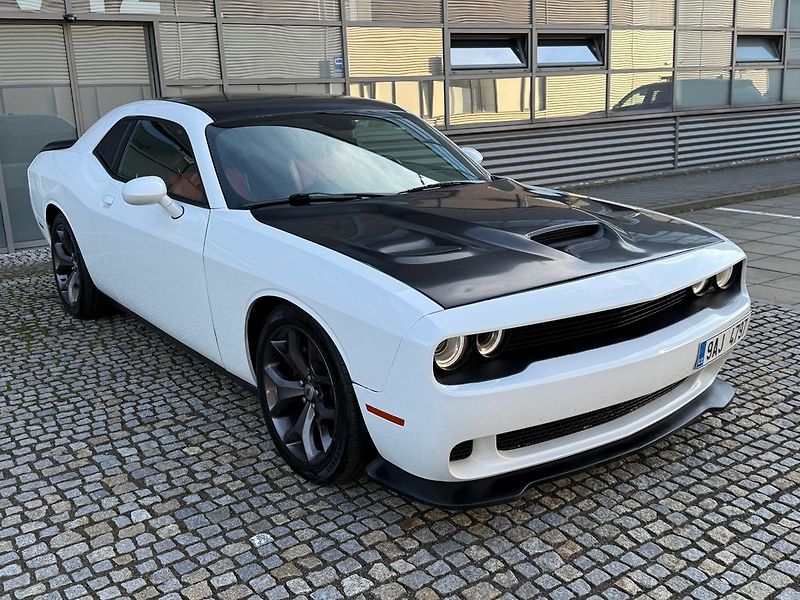 Dodge Challenger (2018) - fotka 4 z 45