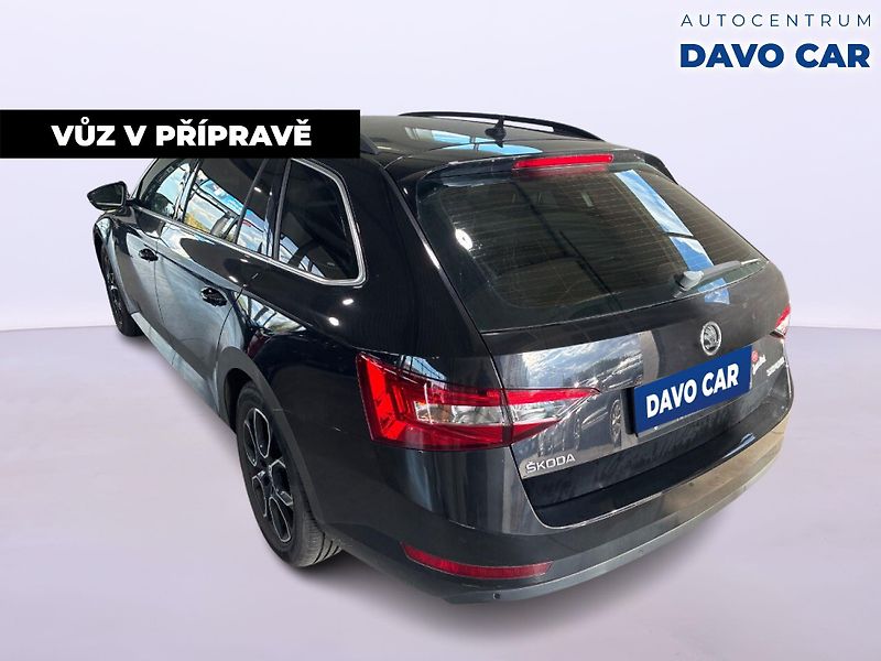 Škoda Superb 2,0 TDI 110kW CZ Xenon Navi - fotka 2 z 12