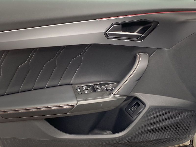 Cupra Formentor (2024) 2.0 TSI DSG 4Drive - fotka 38 z 46