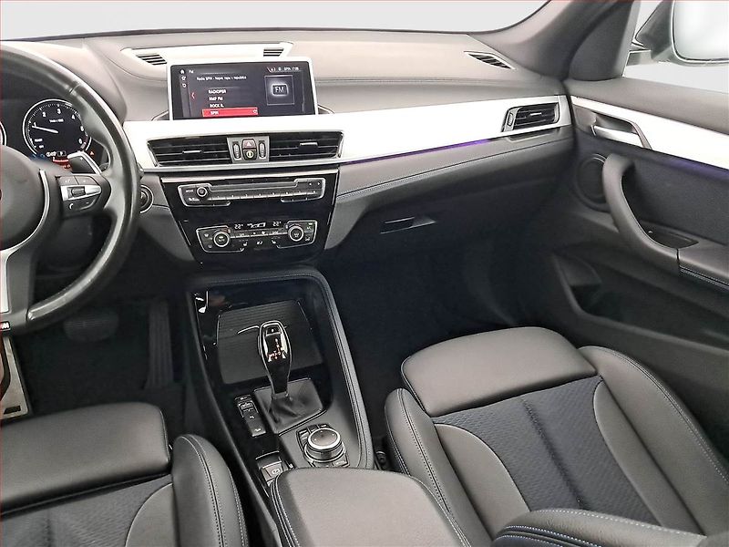 BMW X1 (2019) M Sport xDrive20d - fotka 8 z 16