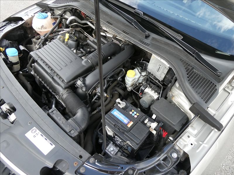 Škoda Rapid 1,2 TSi 81kW 1.MAJITEL,SERVISK - fotka 37 z 47