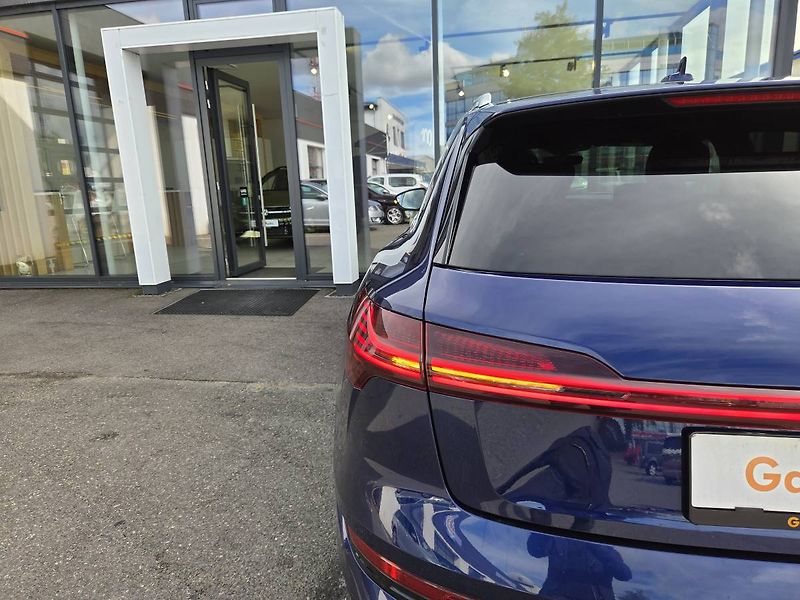 Audi e-tron (2021) Quattro 300kW Advanced - fotka 9 z 48