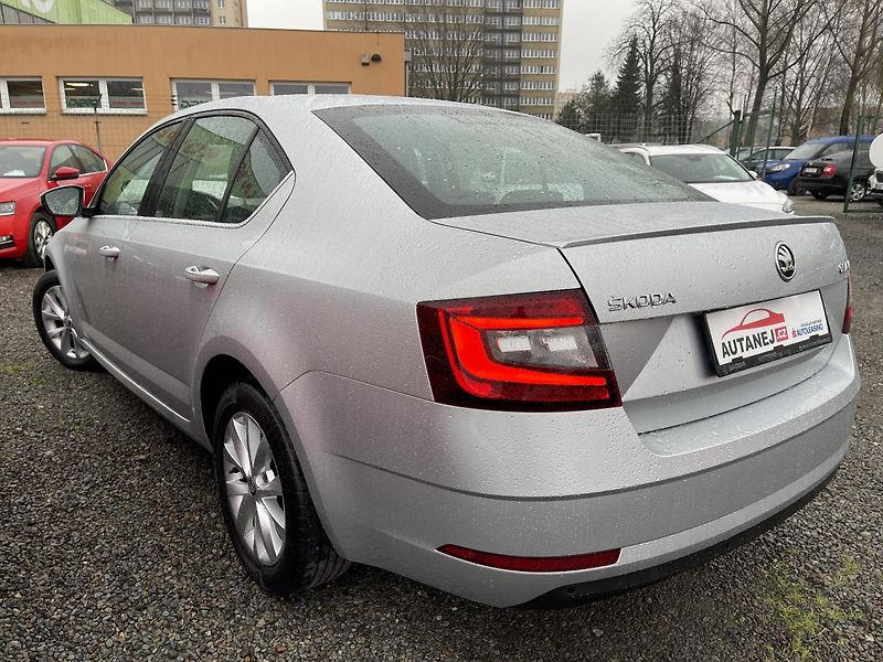 Škoda Octavia 1.5 TSi 110kW DSG-Style-DPH-ČR - fotka 10 z 35