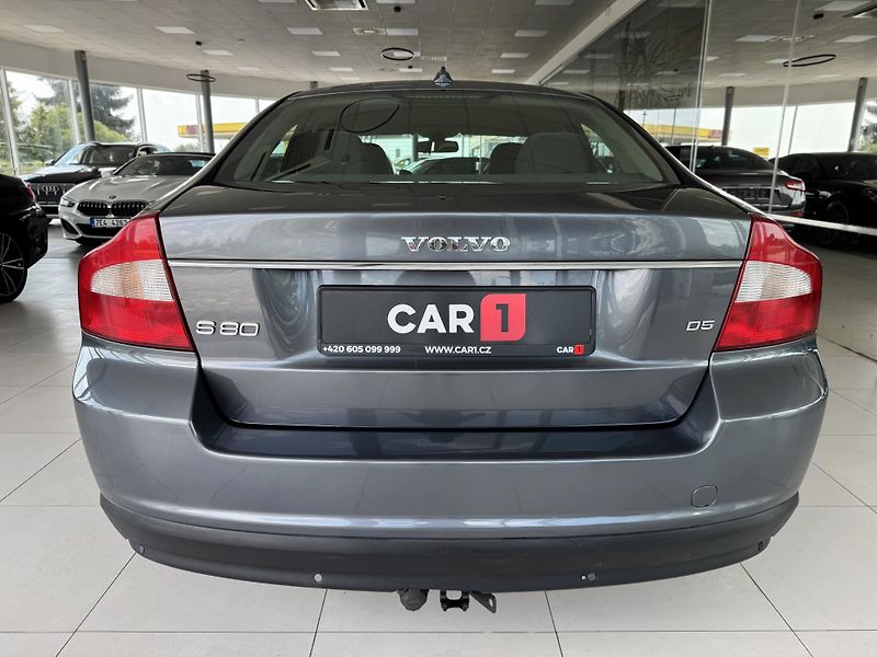 Volvo S80 D5 AUT*136kW*Nav*Tažné*TopStav - fotka 6 z 28