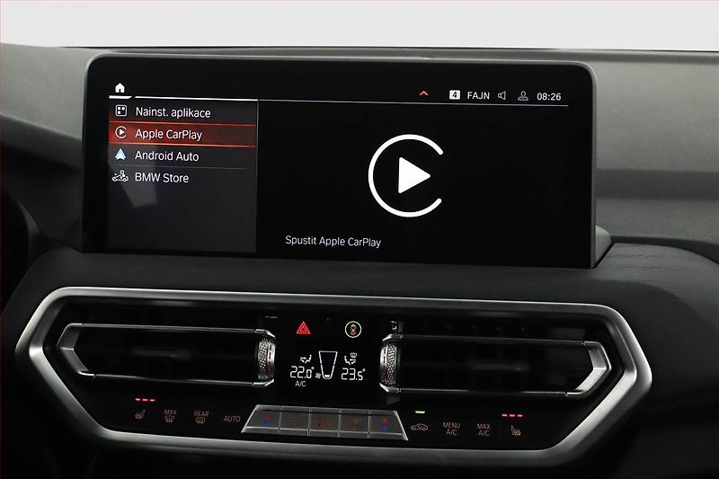 BMW X4 (2024) xDrive20i - fotka 18 z 25