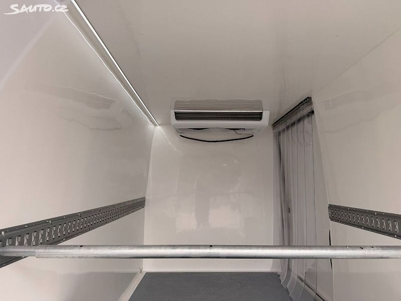 Fiat Ducato (2026) Maxi 2.2 MTJ 180k 6MT van L4H2 - fotka 9 z 20