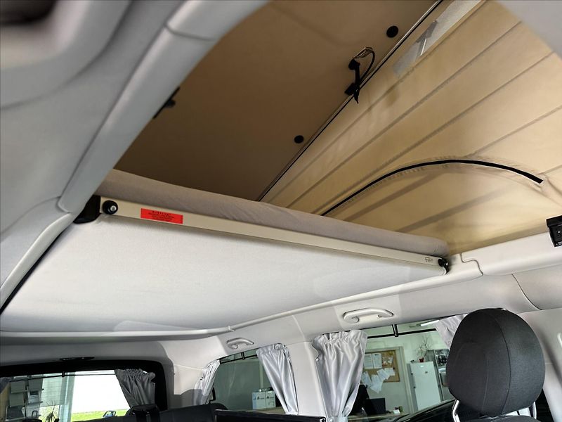 Mercedes-Benz Ostatní 2,0 Marco Polo 116 CDI - fotka 9 z 18