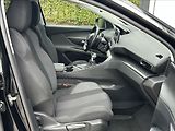 Peugeot 3008 1,5 BlueHDI 130PS  Active - náhled 16