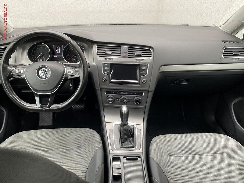 Volkswagen Golf (2013) 1.2 TSi VII, Comfortline, DSG - fotka 8 z 17