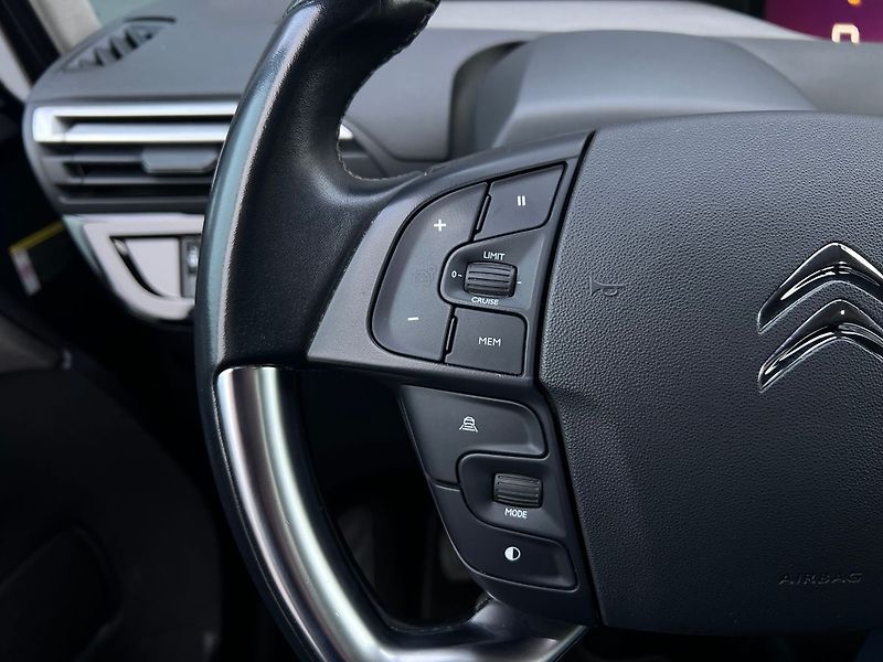 Citroën C4 SpaceTourer (2021) 1,5 HDI-7 MÍST.VYHŘEV.S - fotka 22 z 92
