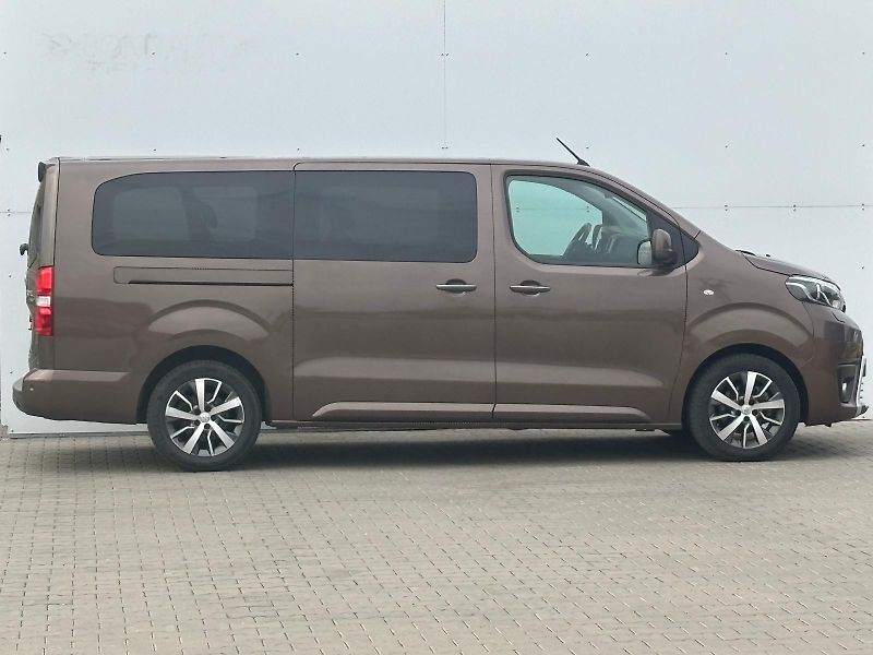 Toyota ProAce Verso 2,0 D-4D L2 AT - fotka 8 z 26