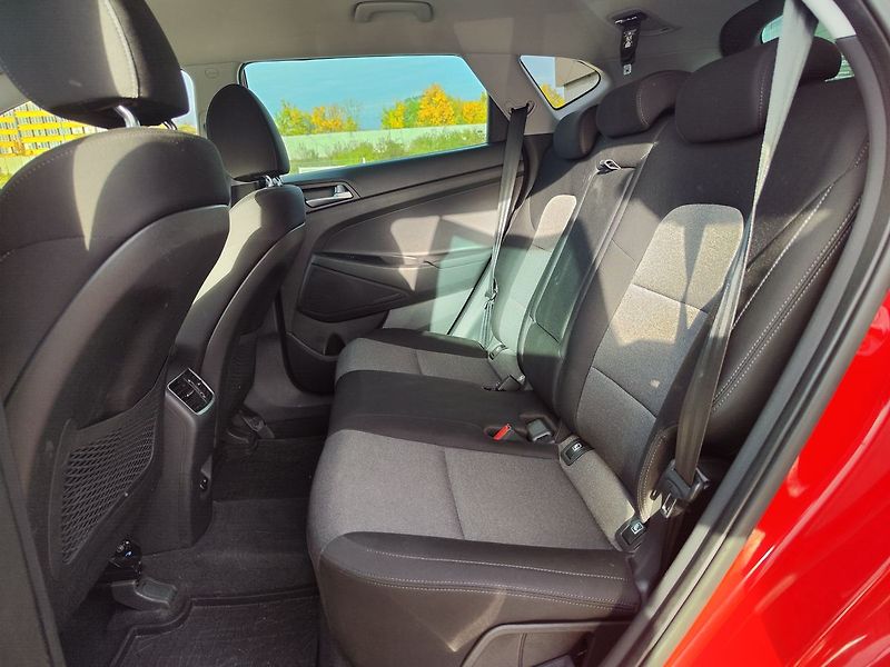 Hyundai Tucson 1.6 CRDI/85kW Traveller - fotka 11 z 32