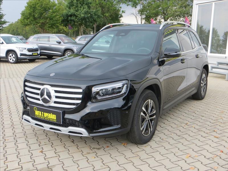 Mercedes-Benz GLB 2,0 200d 4Matic DCT 110kW ČR - fotka 3 z 23