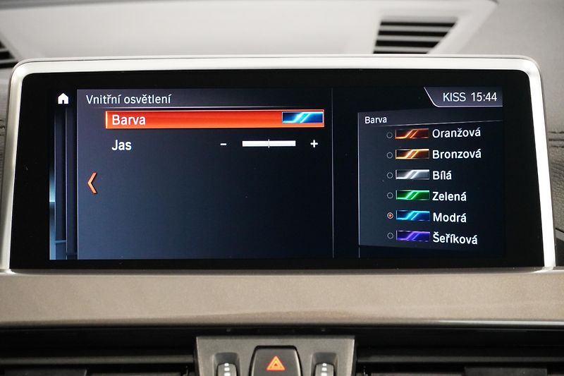 BMW X1 Xdrive20d,ČR,ACC,Tažné,Pano - fotka 30 z 37