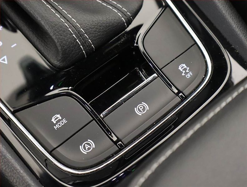 Škoda Karoq (2024) Sportline 1.5 TSI, Sportline - fotka 21 z 27