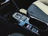 Peugeot 2008 (2026) ALLURE Hybrid 145 e-DCS6 - náhled 19