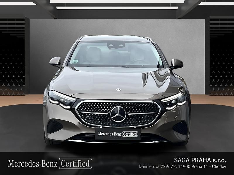 Mercedes-Benz Třídy E Třída E 450 d 4MATIC - fotka 2 z 18