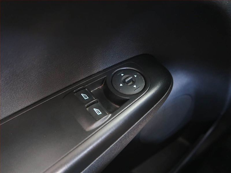 Ford Tourneo Courier (2014) Titanium 1.6 TDCi, 5Míst - fotka 16 z 16