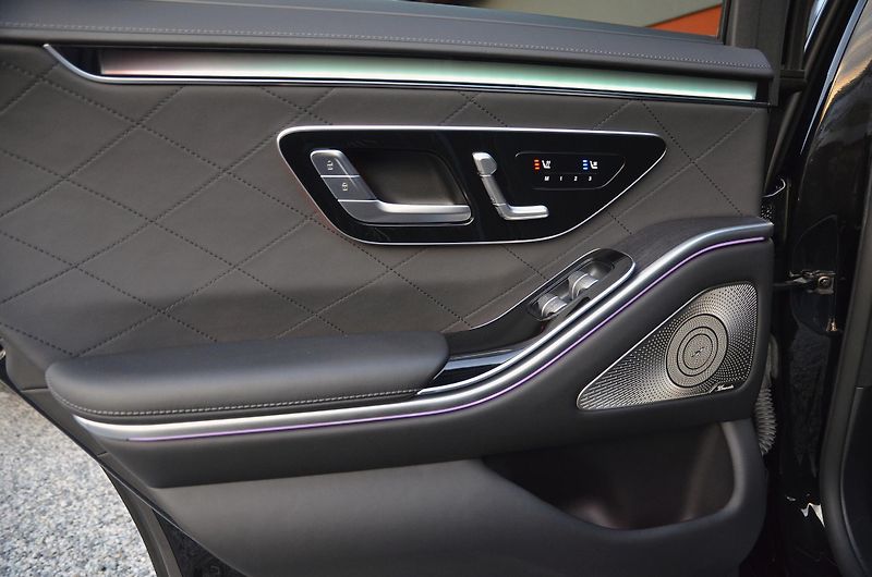 Mercedes-Benz Třídy S (2021) S 400d 4Matic AMG / ZÁRUKA - fotka 17 z 53