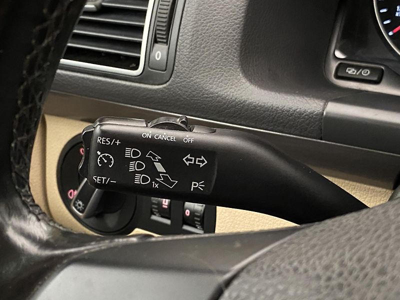 Volkswagen Touran 1.6TDI 77kW  - fotka 19 z 30