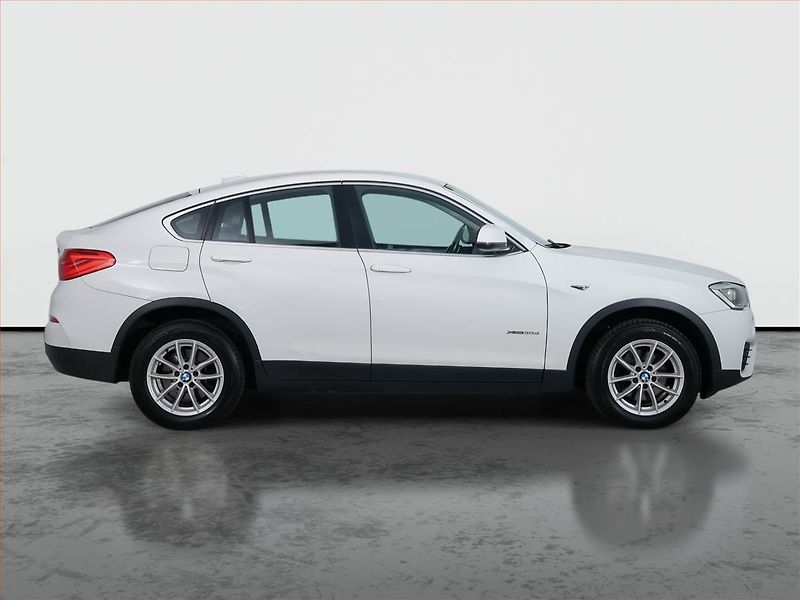 BMW X4 (2014) xDrive30d, 4X4, Automat - fotka 6 z 21