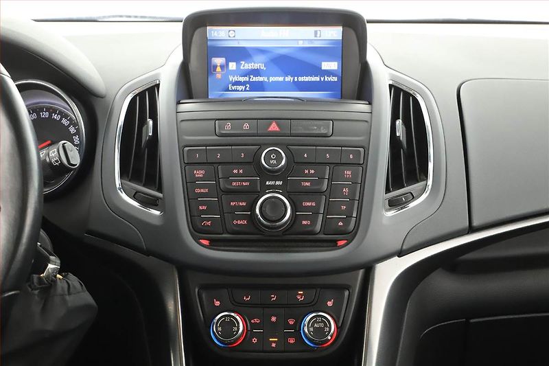 Opel Zafira (2012) Cosmo 2.0 CDTI, Navi, Xenony - fotka 9 z 16