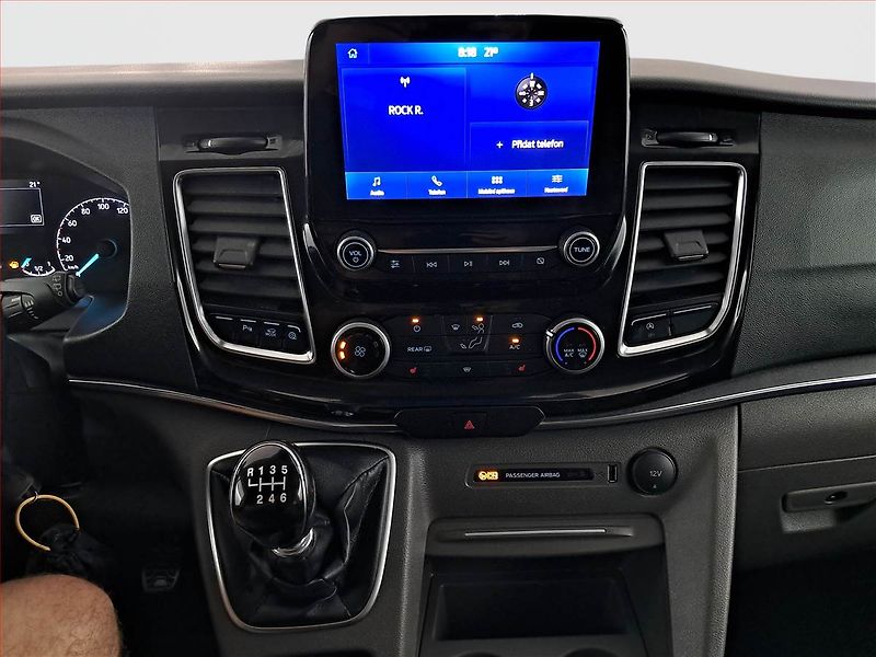 Ford Tourneo Custom (2021) Titanium 2.0 EcoBlue, ČR, 1Maj - fotka 12 z 18
