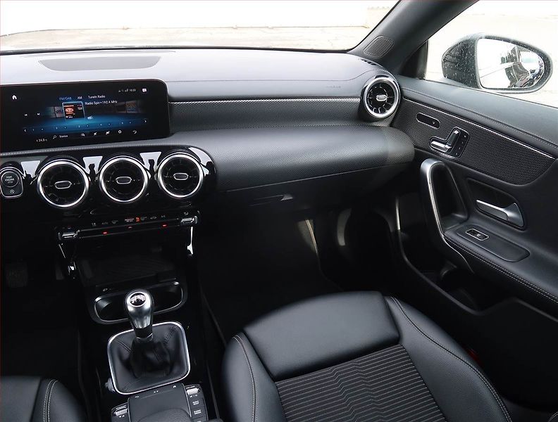 Mercedes-Benz CLA (2021) 200, 1.ČR,Navigace,plný servis - fotka 8 z 22