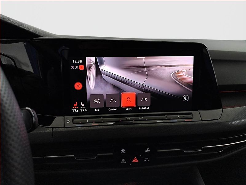 Volkswagen Golf (2021) 2.0 GTI - fotka 17 z 21