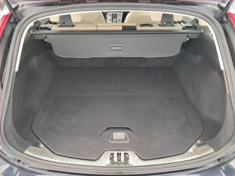 Volvo V60 (2017) T6 AWD, 4X4, Automat - fotka 14 z 16