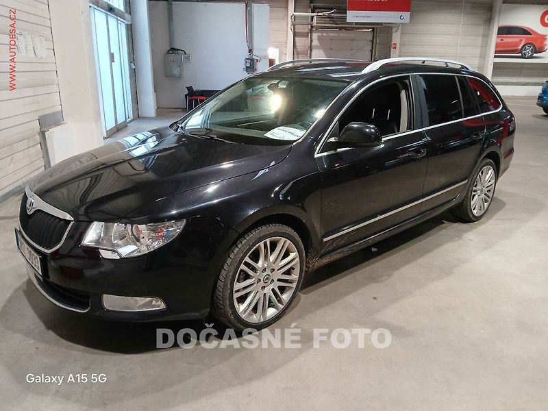 Škoda Superb (2011) 2.0 TDi, 1.maj, AT, navi - fotka 1 z 3