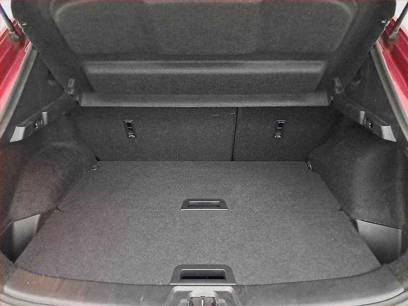 Nissan Qashqai (2018) Tekna 1.2 DIG-T, Serv.kniha - fotka 14 z 18