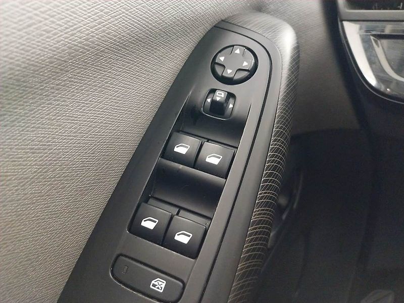 Citroën C4 Picasso (2016) 2.0 HDI, 7 míst, Serv.kniha - fotka 21 z 22