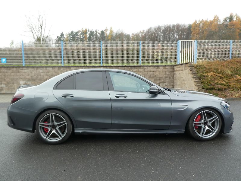 Mercedes-Benz Třídy C C AMG 63S V8 BITURBO  - fotka 2 z 15