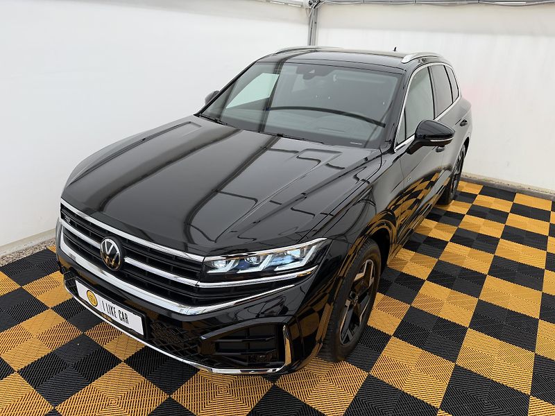 Volkswagen Touareg 3.0Tdi*1-MAJ*DPH*R-LINE*HUD* - fotka 2 z 51