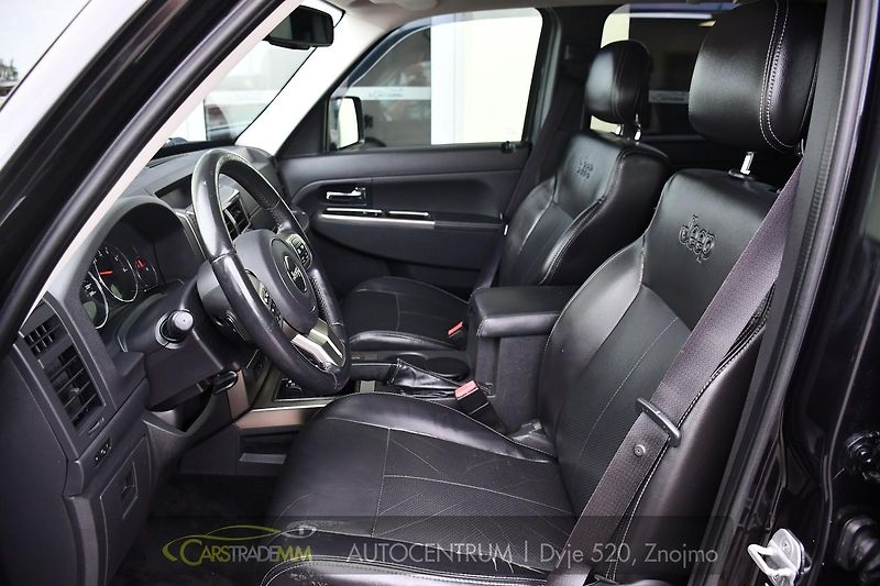 Jeep Cherokee 2.8CRD LIMITED TAŽNÉ - fotka 10 z 44