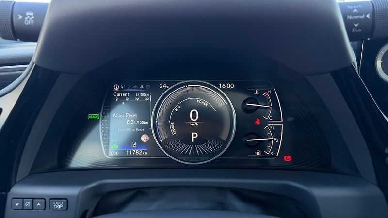 Lexus ES 300h 300H 2,5 HEV LIMITED EDITION - fotka 16 z 26