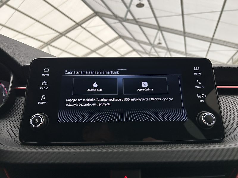 Škoda Kamiq 1.5 TSI Monte Carlo - fotka 9 z 29