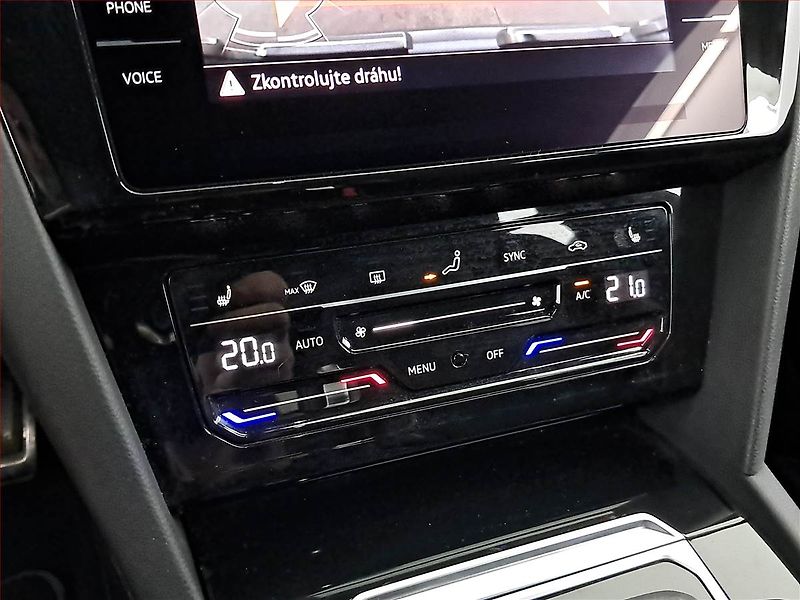 Volkswagen Arteon (2021) R-line 2.0 TSI - fotka 17 z 24