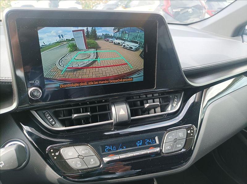 Toyota C-HR 1,8 Style - fotka 18 z 20