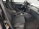Škoda Octavia (2013) 2.0 TDI, Navi, Xenony - náhled 9