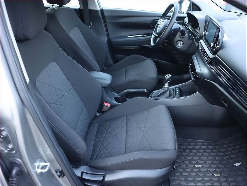 Hyundai Bayon (2021) 1.0 T-GDI, Serv.kniha - fotka 9 z 21