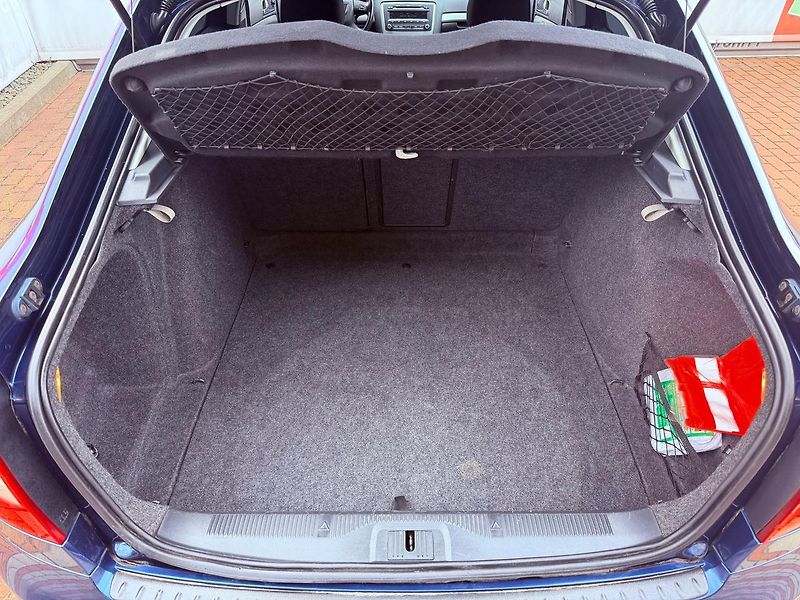 Škoda Octavia 1.6 TDi Elegance, ČR - fotka 9 z 22