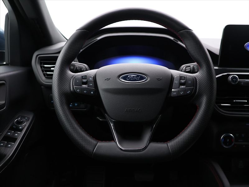 Ford Kuga 2,5 DT HEV ST-LineX AWD AT - fotka 14 z 23
