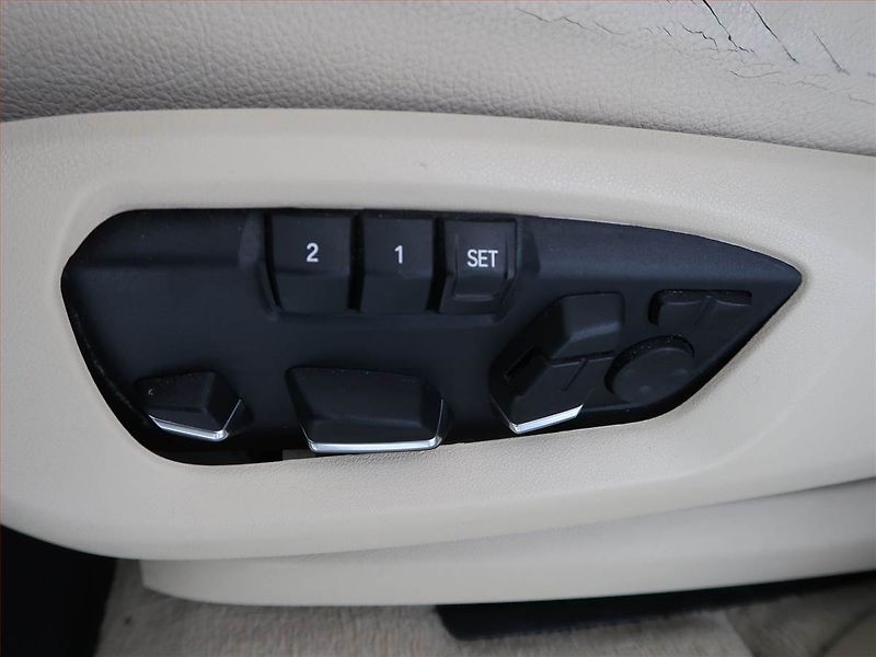 BMW X6 (2018) xDrive30d - fotka 18 z 23
