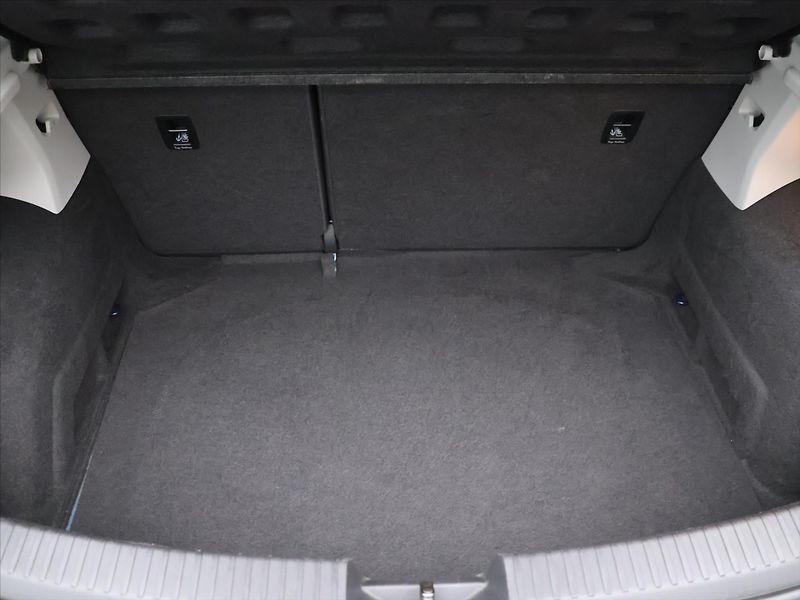 Seat Leon 1,4 TSI 92kW Style CZ - fotka 10 z 33