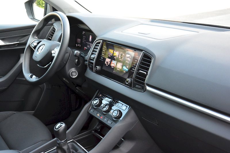 Škoda Karoq (2024) 1.5 TSI 110 KW Ambition PLUS - fotka 16 z 23